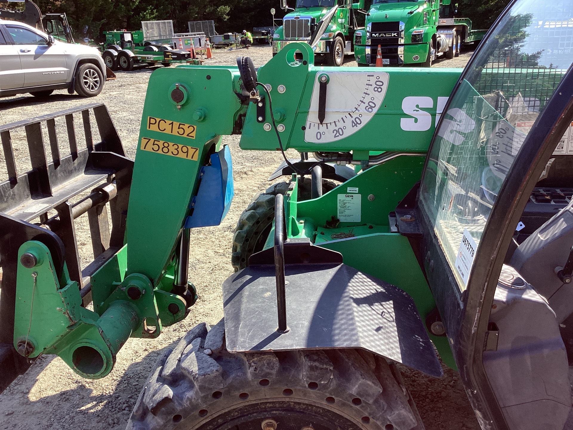 Photo - 18