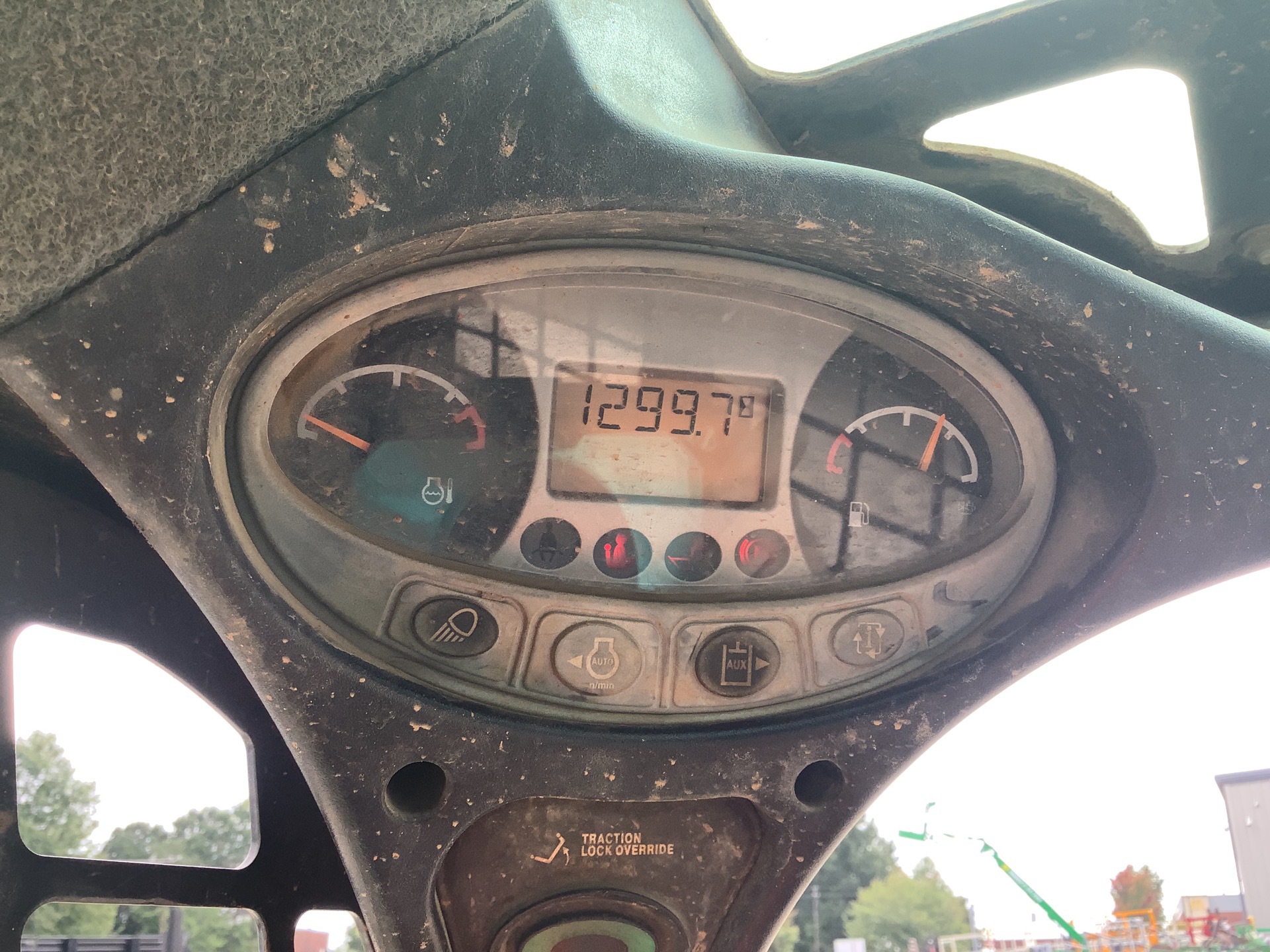 Photo - 25