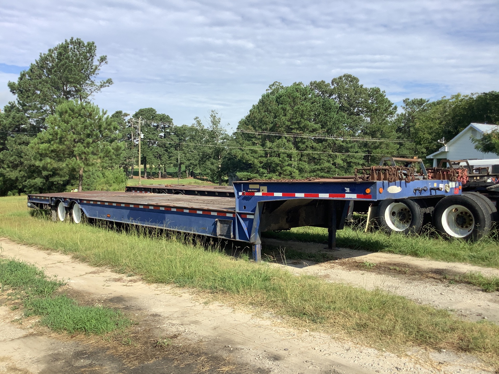 2008 Ledwell T/A Hydraulic Tail Trailer
