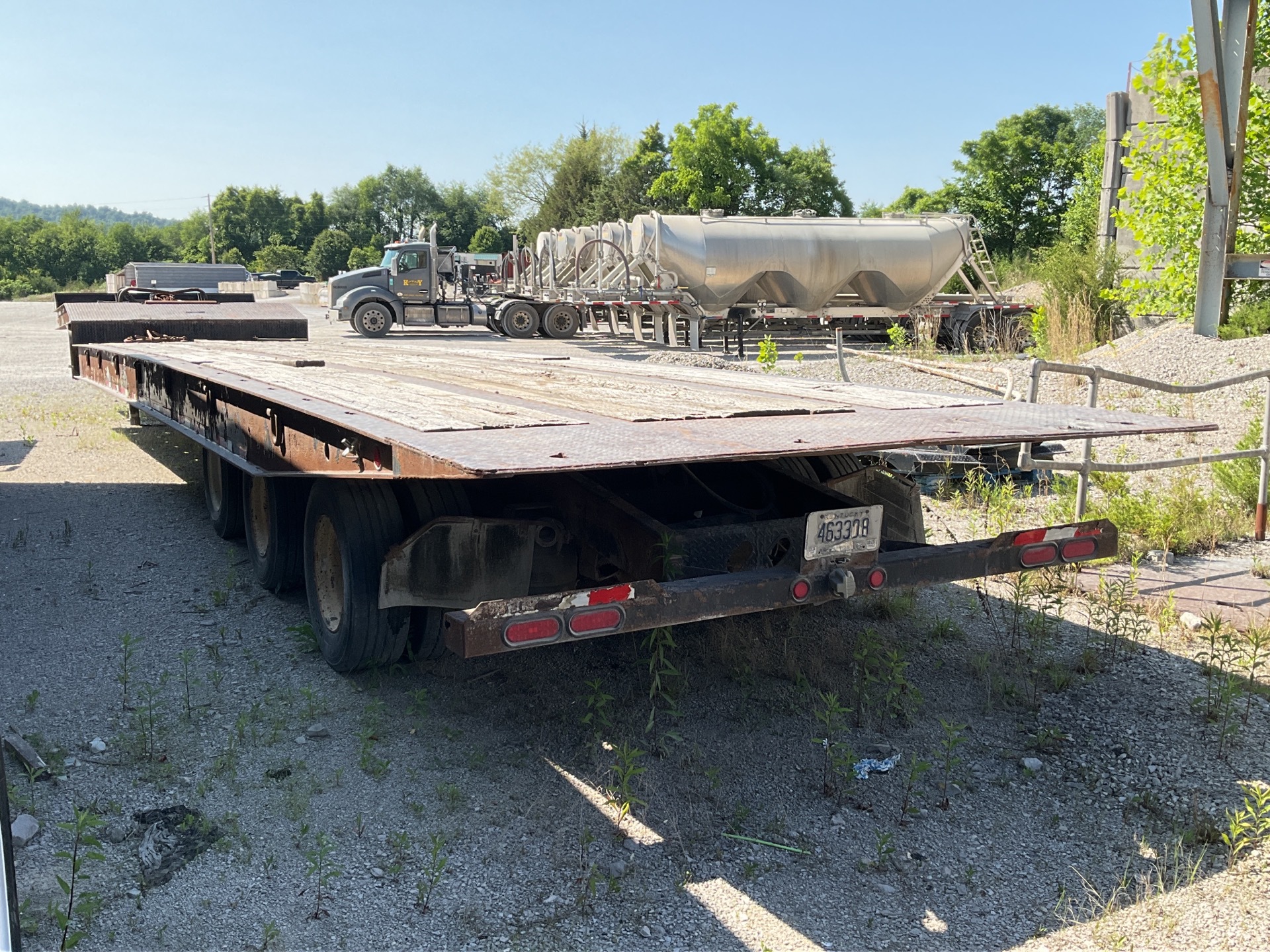 2009 XL  70000 lb 58 ft Tri/A Sliding Axle Trailer