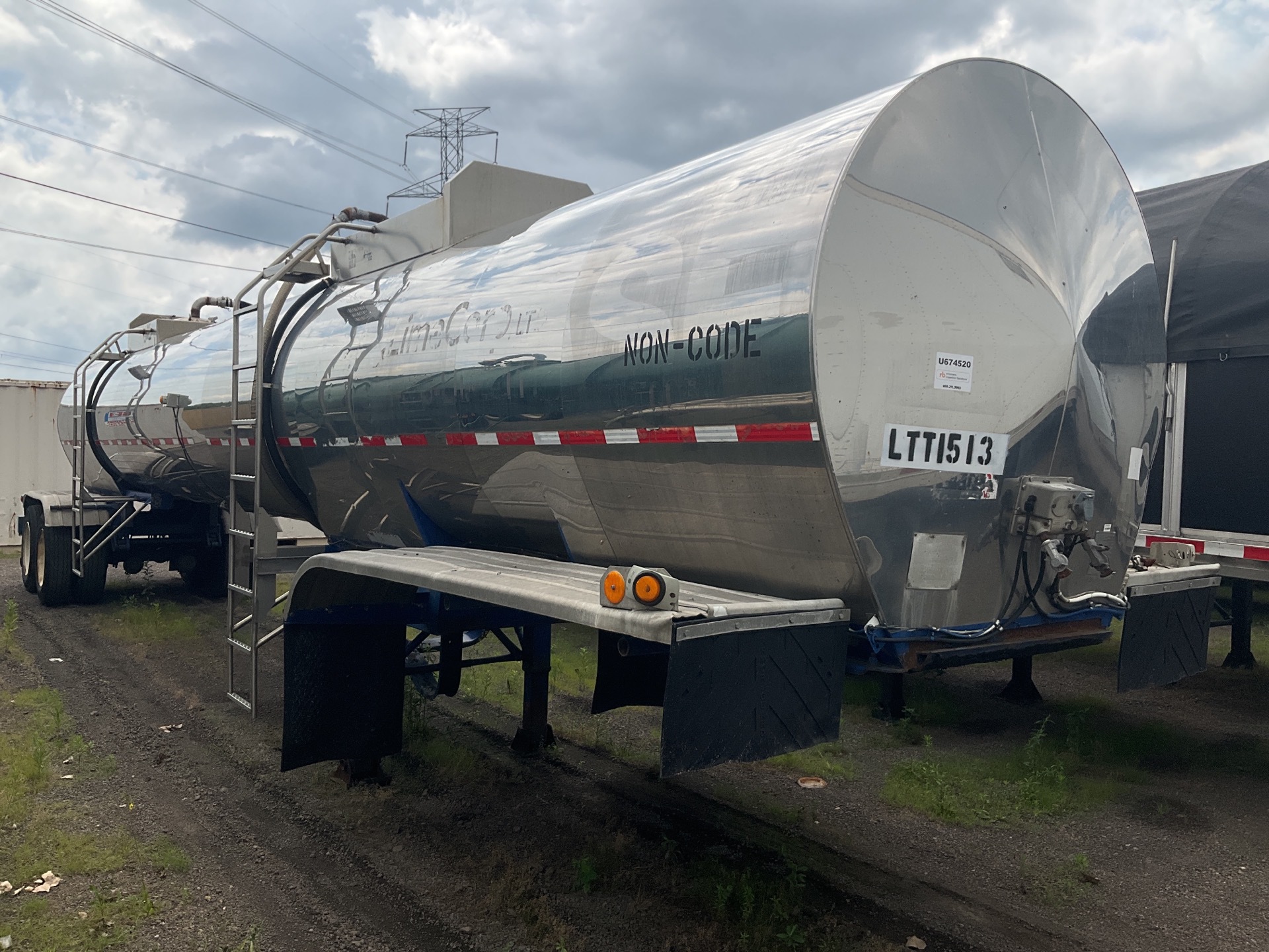 1984 Polar Tank  6000 gal T/A Tanker Trailer