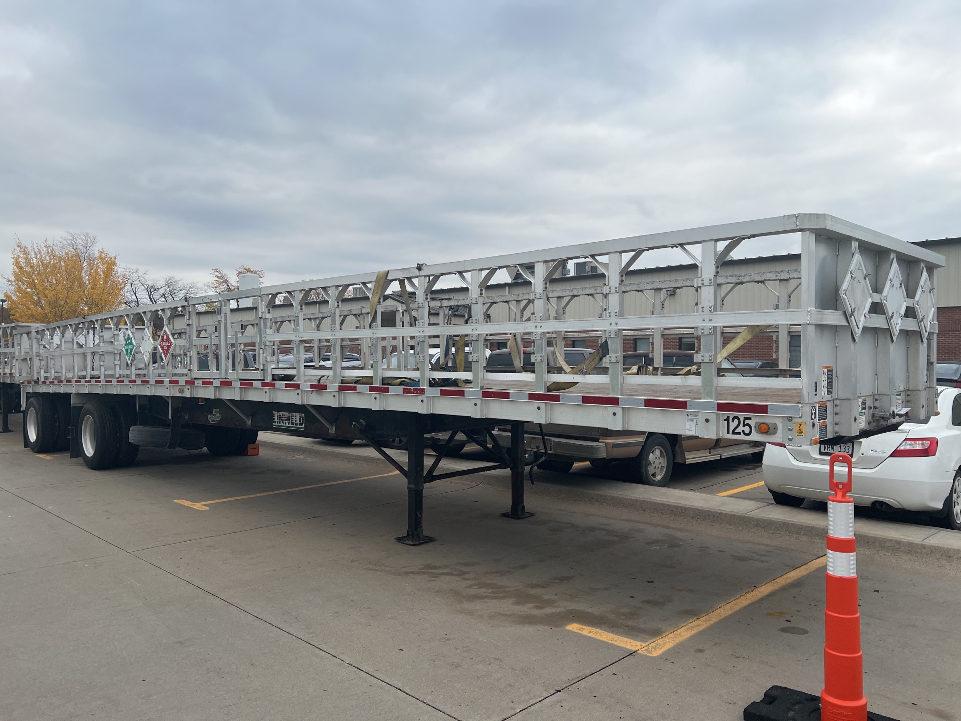 2009 Wilson CF-900 48 ft T/A Flatbed Trailer