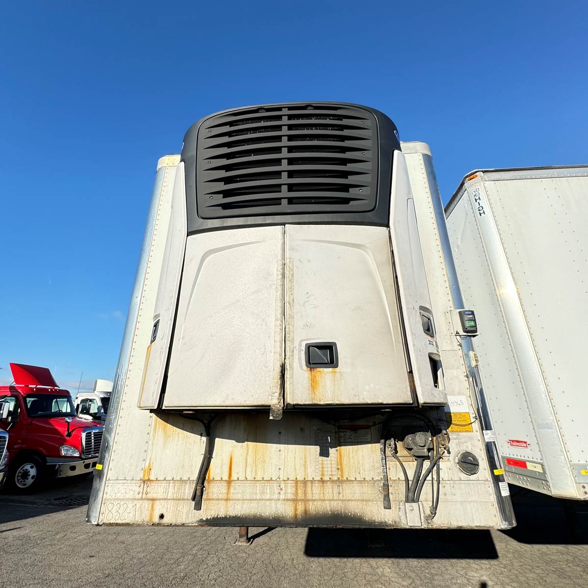2015 UTILITY 48 ft Reefer Trailer - Single Axle Swing Door