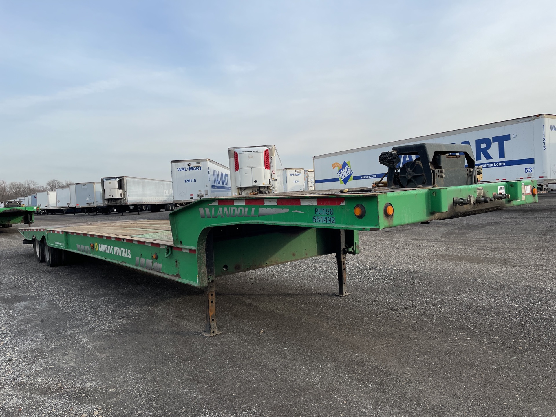 2013 Landoll  T/A Hydraulic Tail Trailer