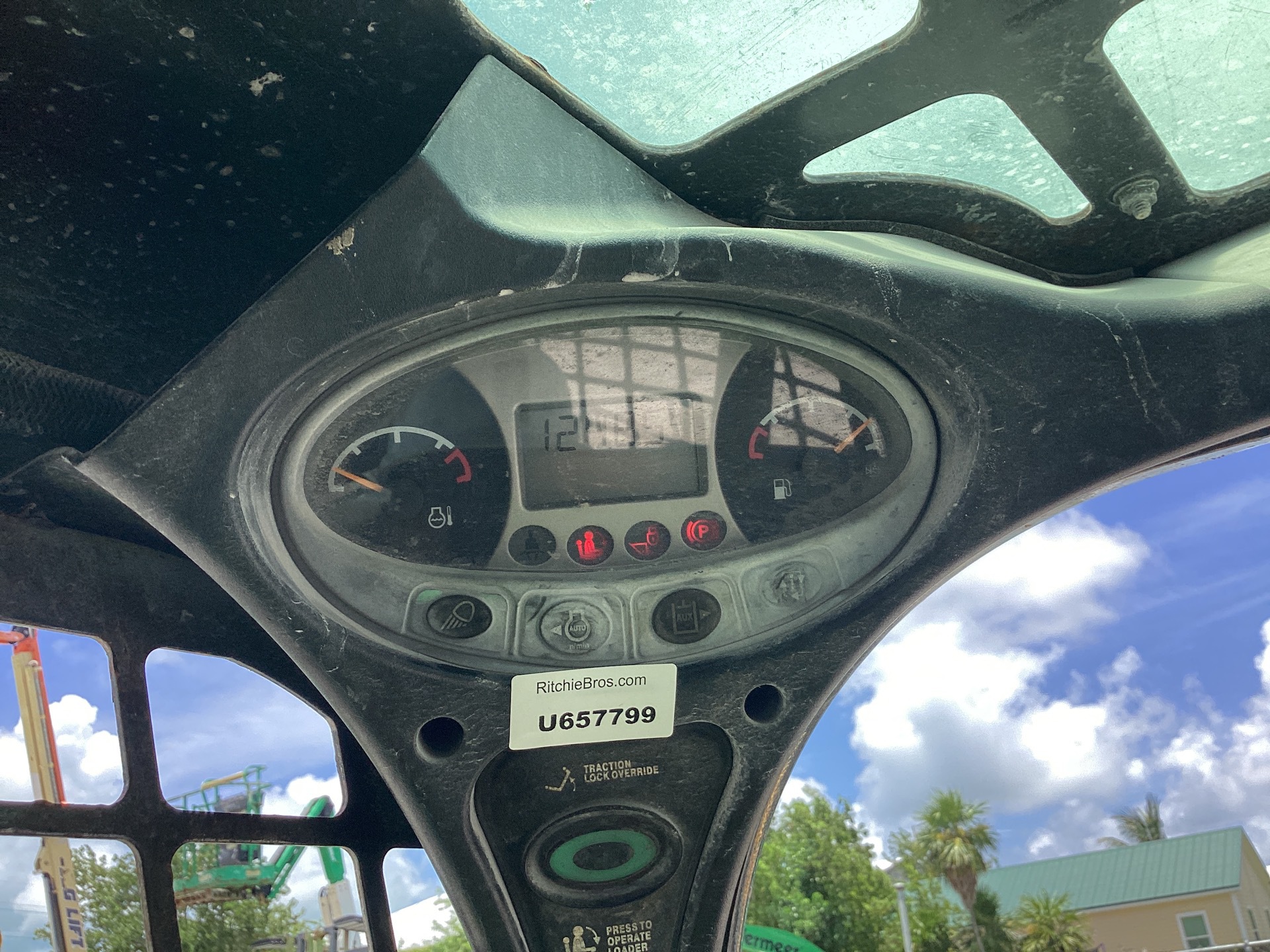Photo - 25