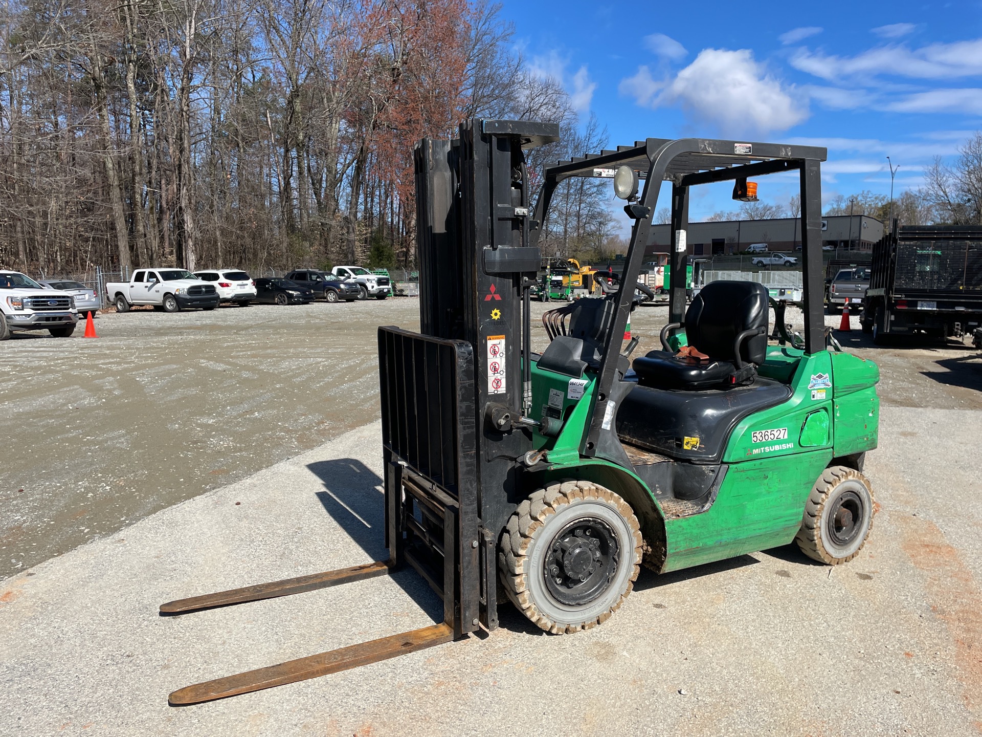 2013 Mitsubishi FG25N 4450 lb Pneumatic Tire Forklift
