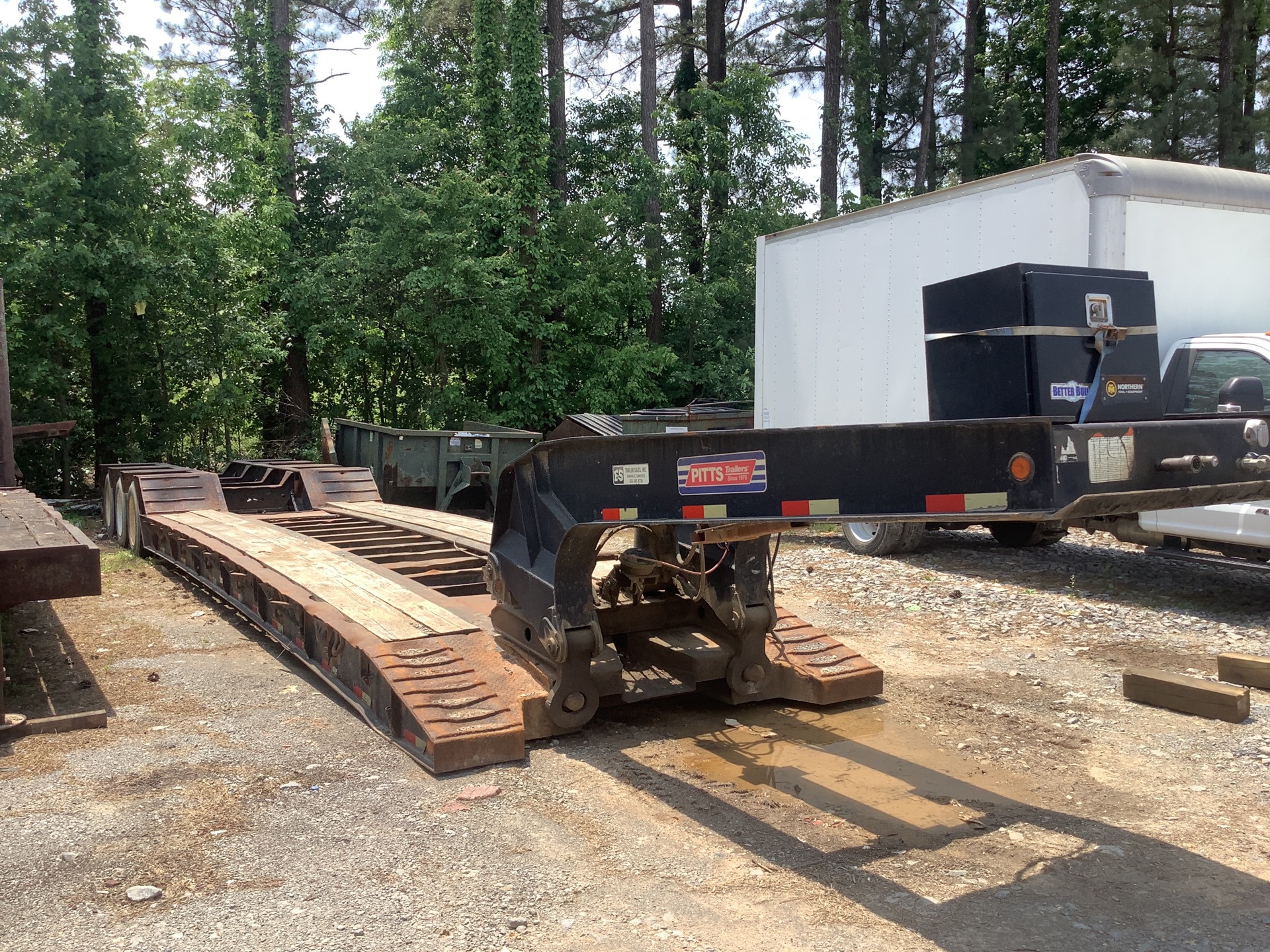 2006 Pitts LB52-24D Tri/A Removable Gooseneck Lowboy Trailer