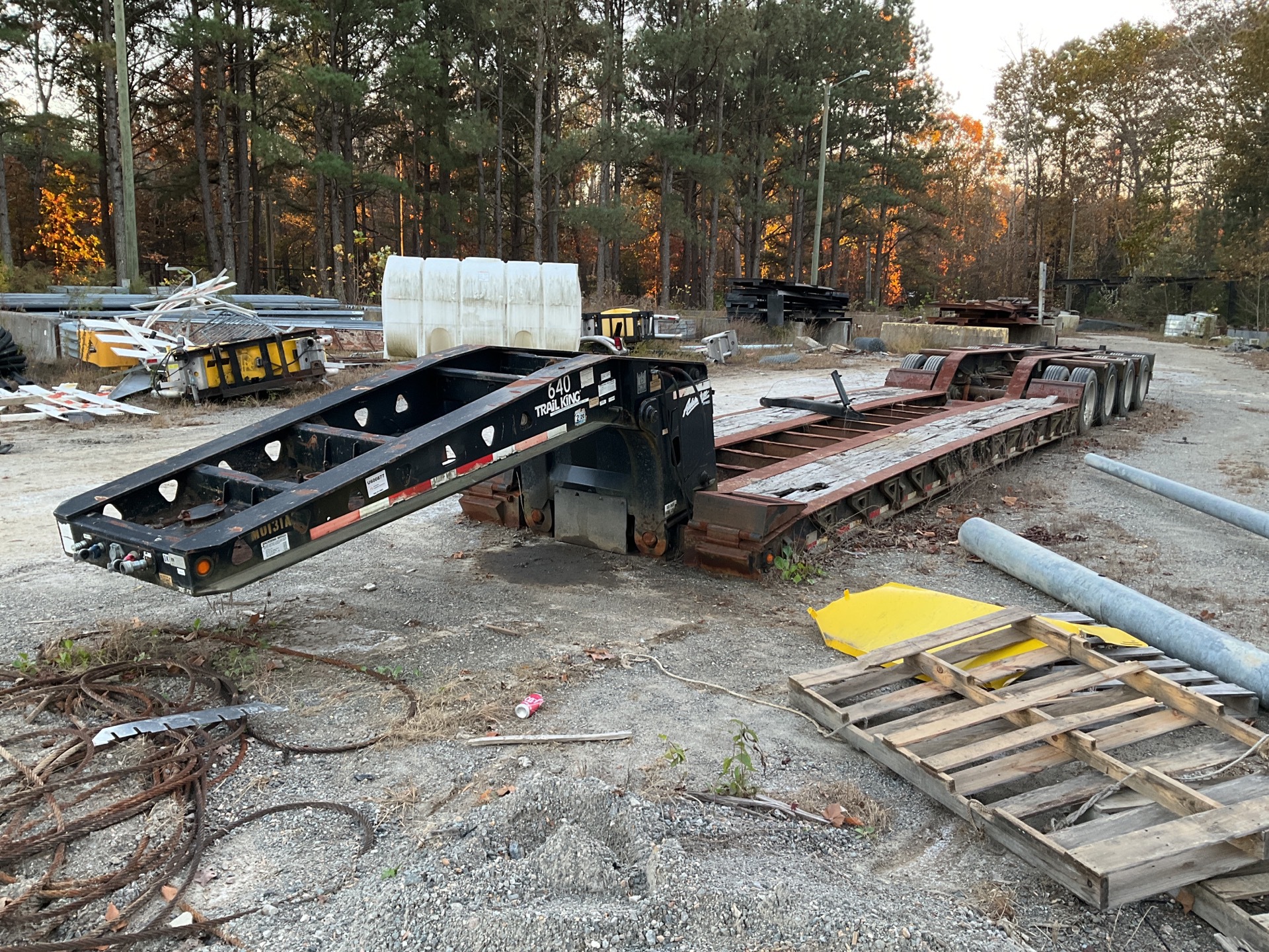 2007 Trail King TK110 HDG Tri/A Removable Gooseneck Lowboy Trailer