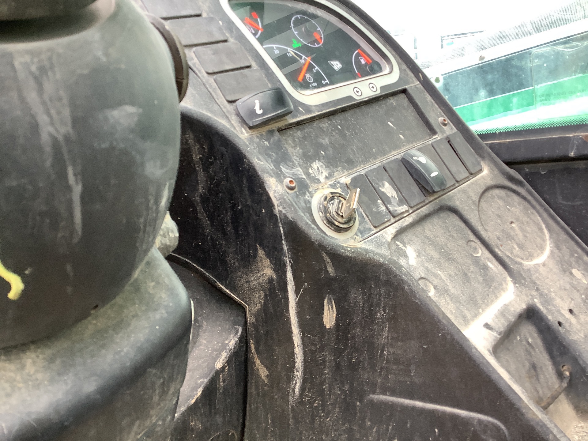 Photo - 14