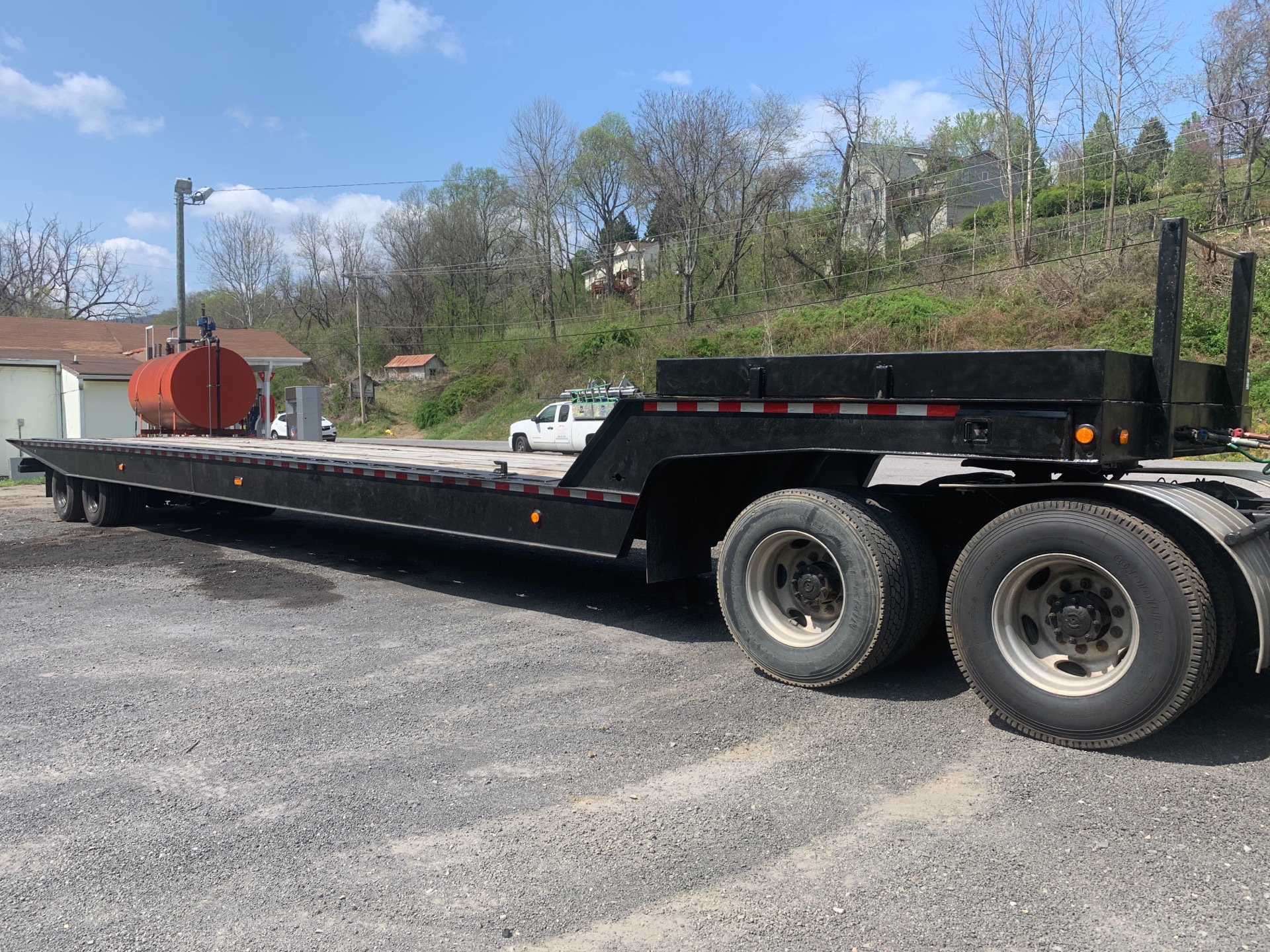 2007 Landoll 317C 49 ft T/A Sliding Axle Trailer