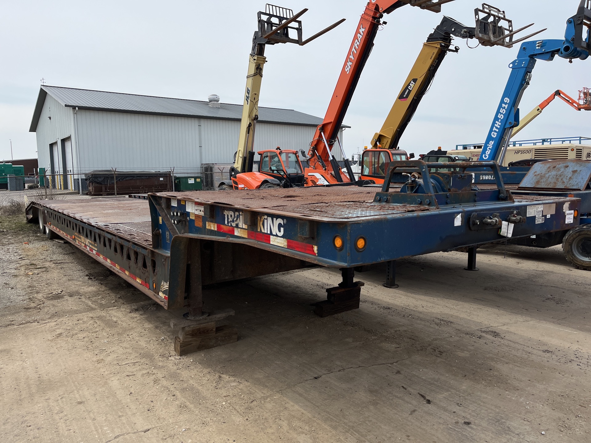 2013 Trail King TK70HT-532 T/A Hydraulic Tail Trailer