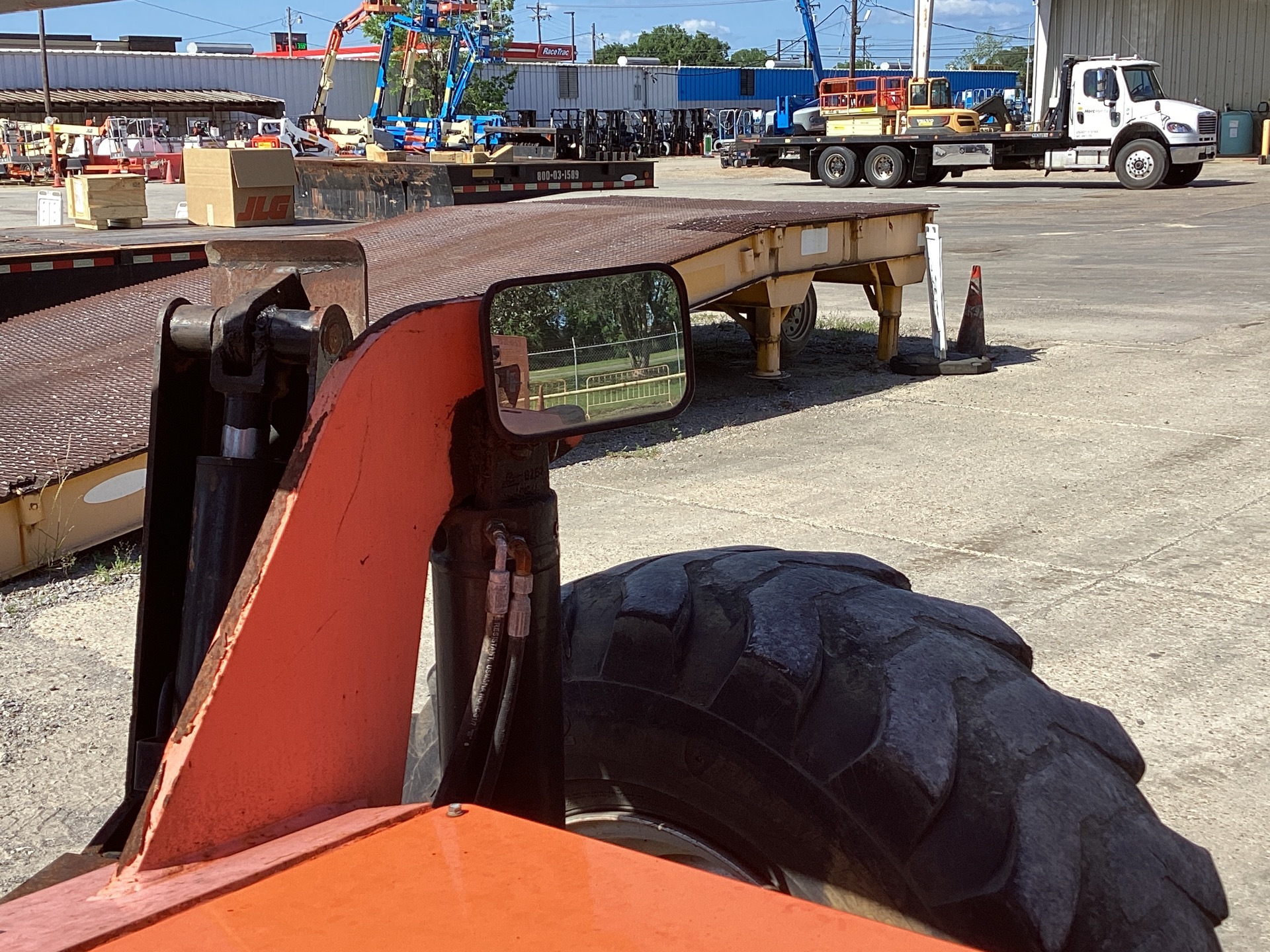 Photo - 19