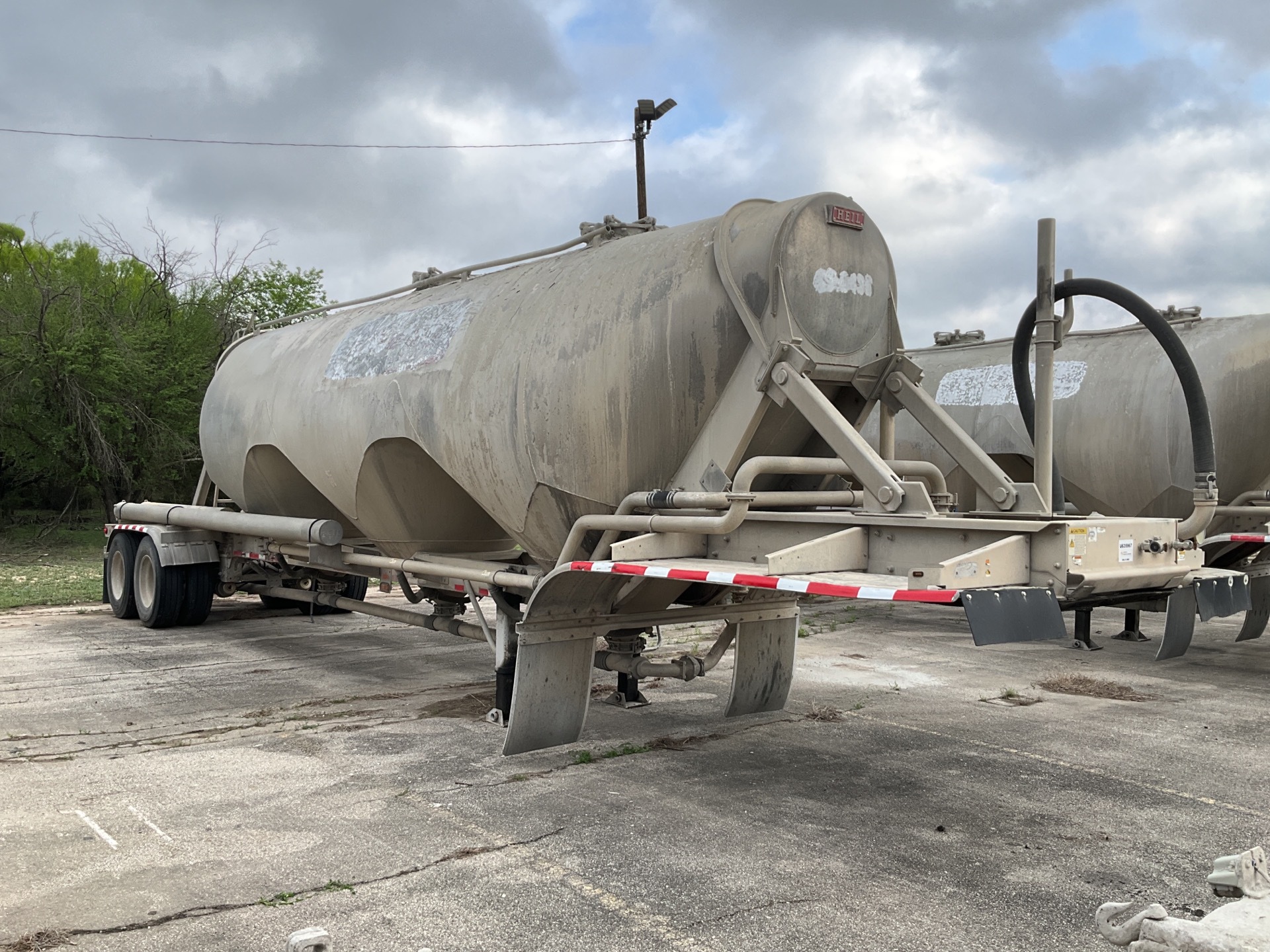 2013 Heil 1040 cft T/A Pneumatic Bulk Trailer