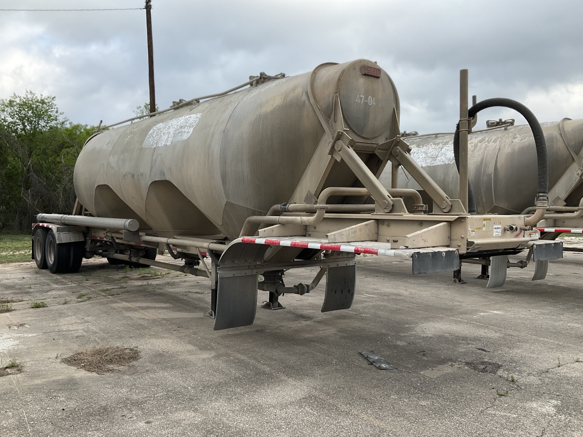 2013 Heil  1040 cft T/A Pneumatic Bulk Trailer
