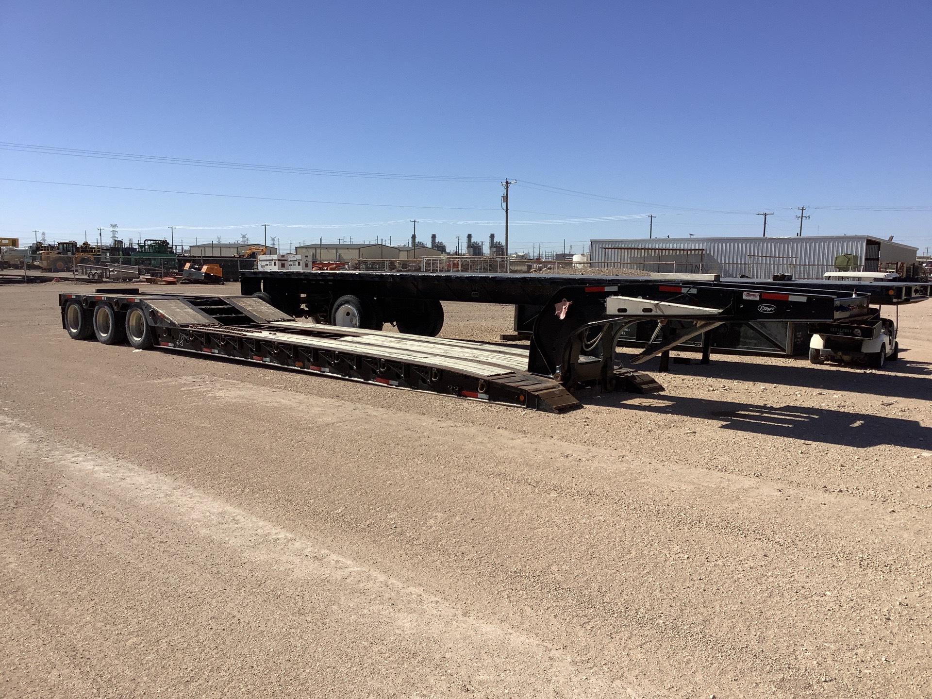 2011 Etnyre PRTN55ETD3-PS 40 ft Tri/A Removable Gooseneck Lowboy Trailer