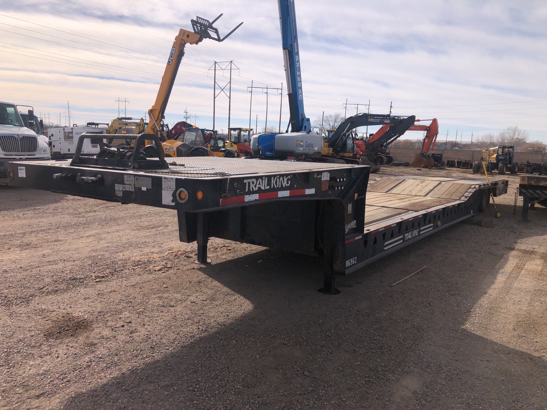 2012 Trail King TK70HT T/A Hydraulic Tail Trailer