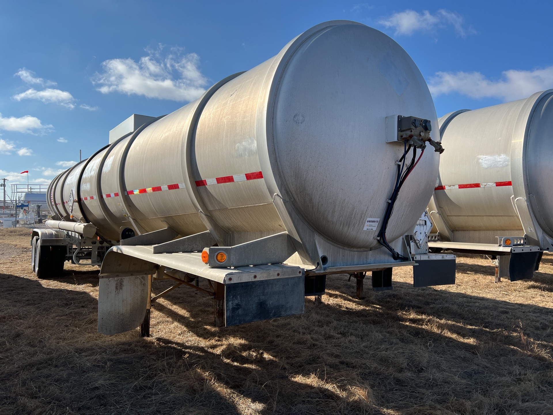 2004 Heil 8400 gal T/A Tanker Trailer