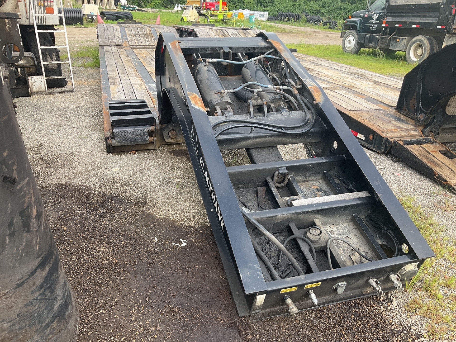 2005 Etnyre PRTN55ETD3PS Tri/A Removable Gooseneck Lowboy Trailer