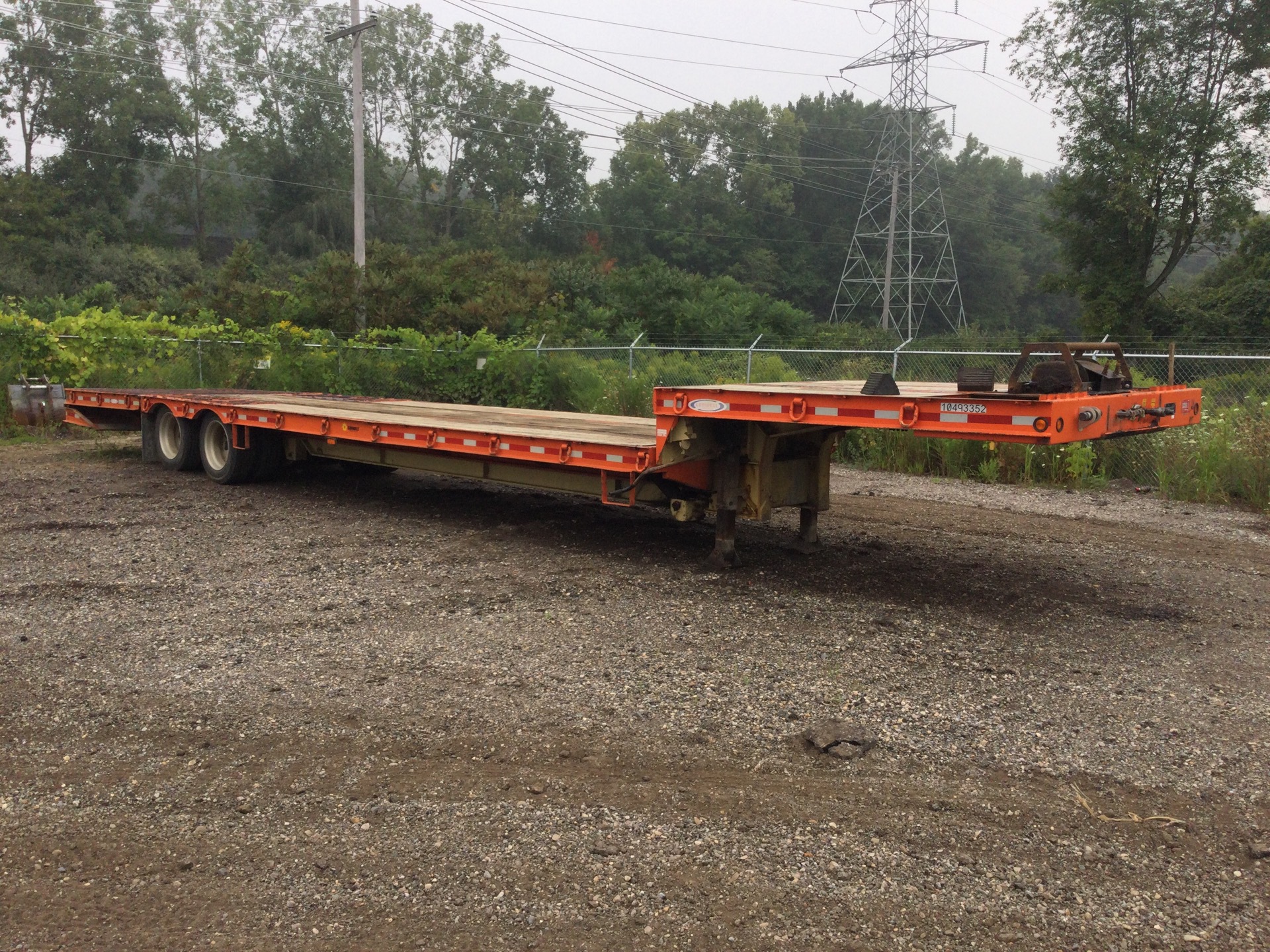 1999 Ledwell LW48HTHT2 48 ft T/A Hydraulic Tail Trailer