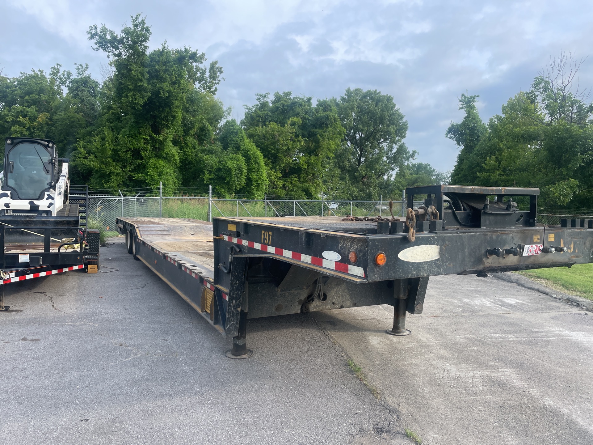 2017 Ledwell LW48HT2-10-PB+10 T/A Hydraulic Tail Trailer