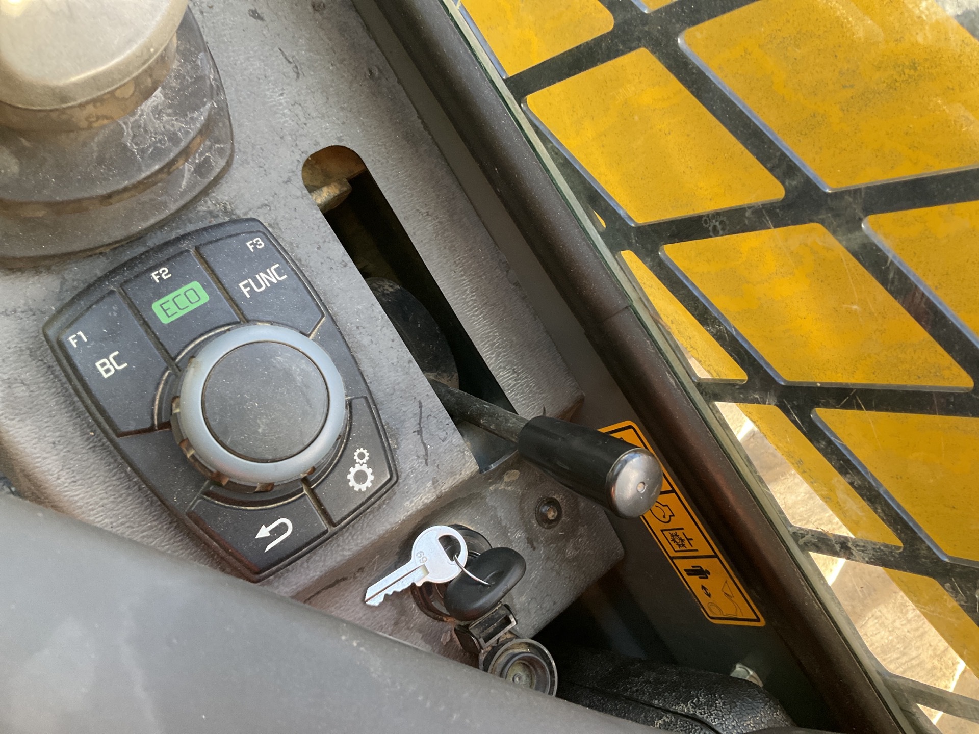 Photo - 19