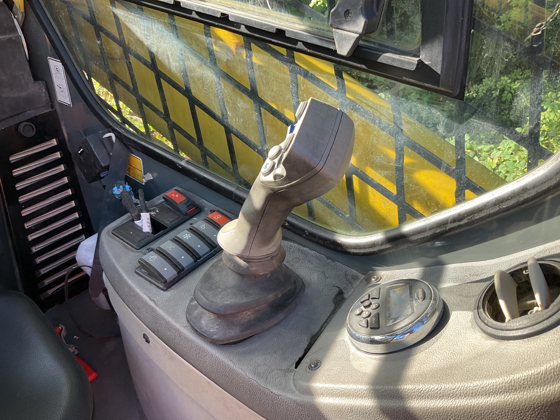 Photo - 16