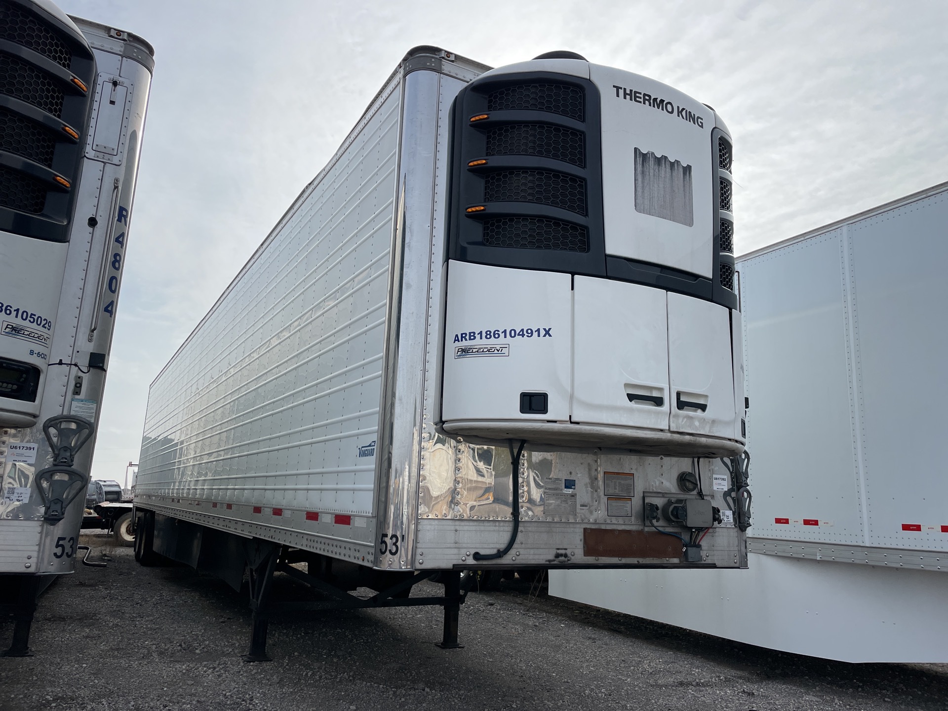 2019 Vanguard 1RBR5305 53 ft x 102 in T/A Refrigerated Trailer