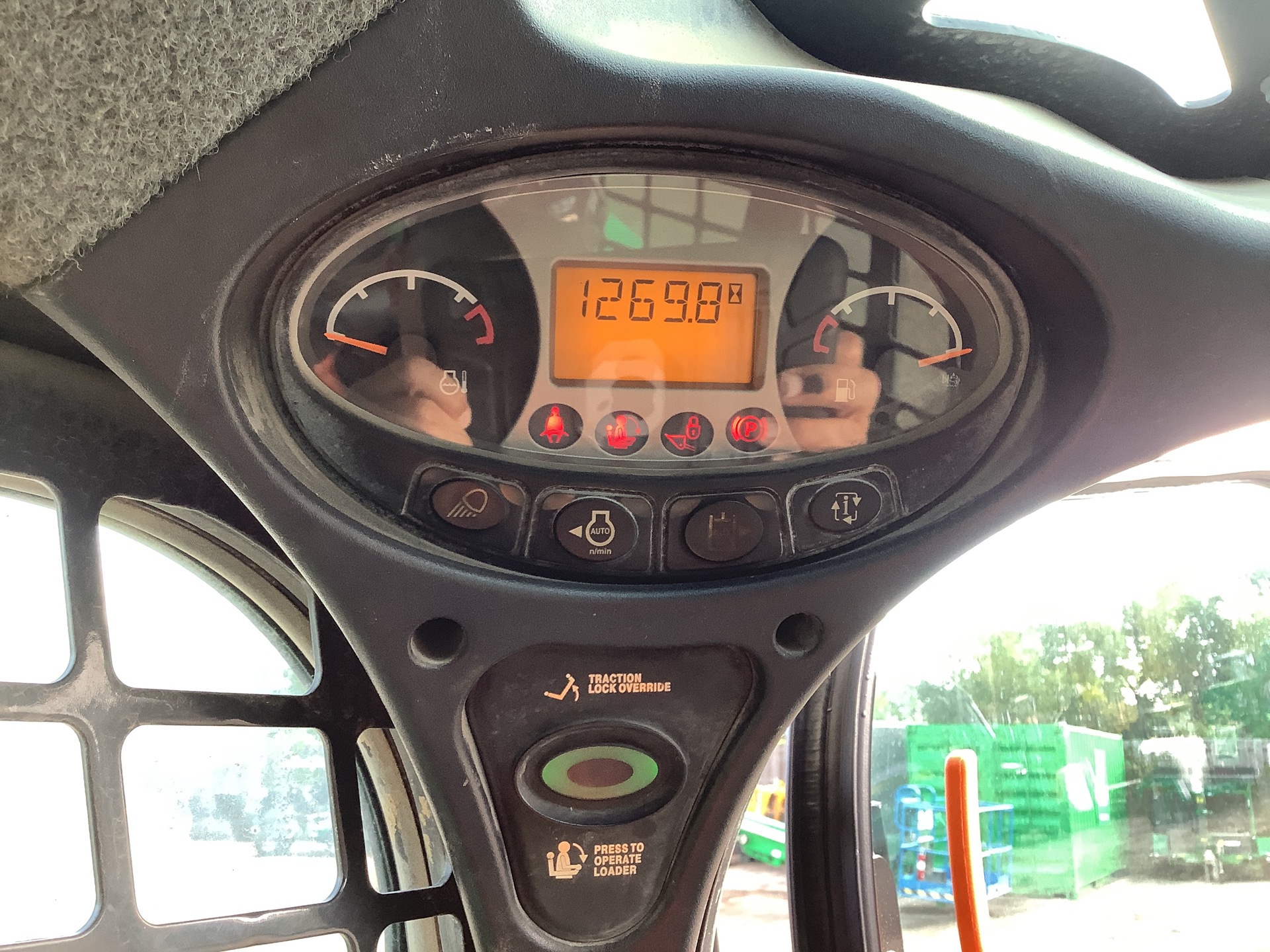 Photo - 25
