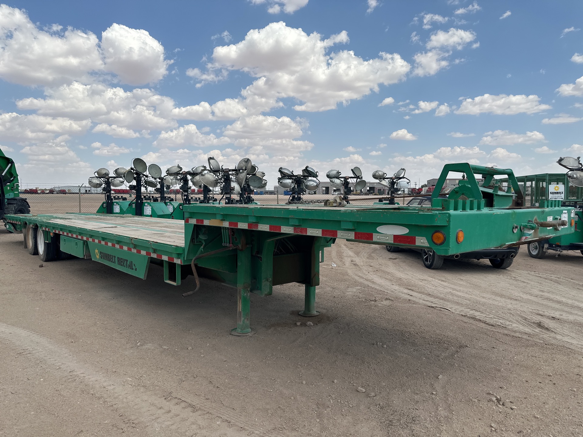 2010 Ledwell LW48HTHT2 45 ft T/A Hydraulic Tail Trailer