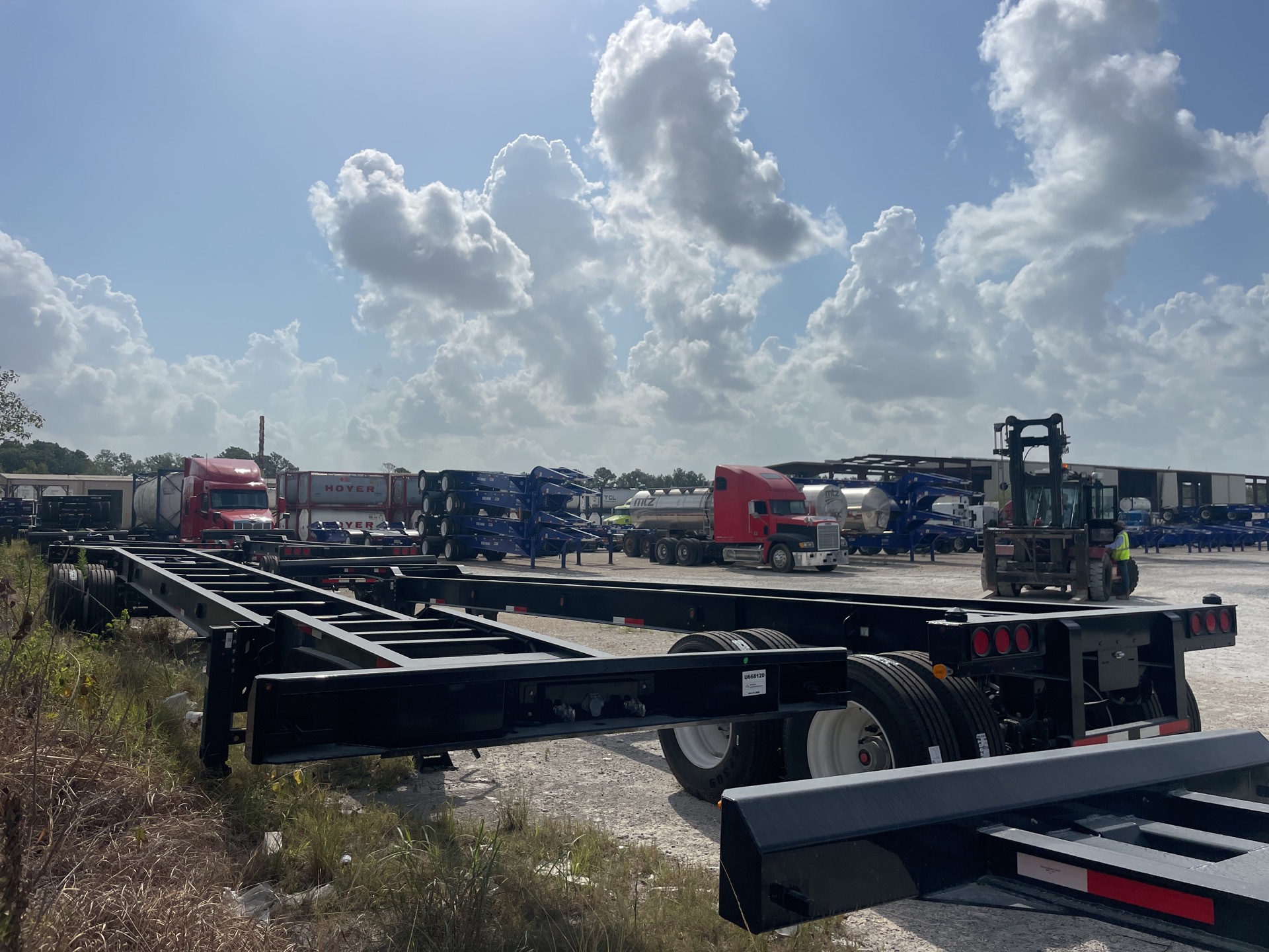 Quantity of (4) Puma 40 ft T/A Container Trailer Chassis (Unused)