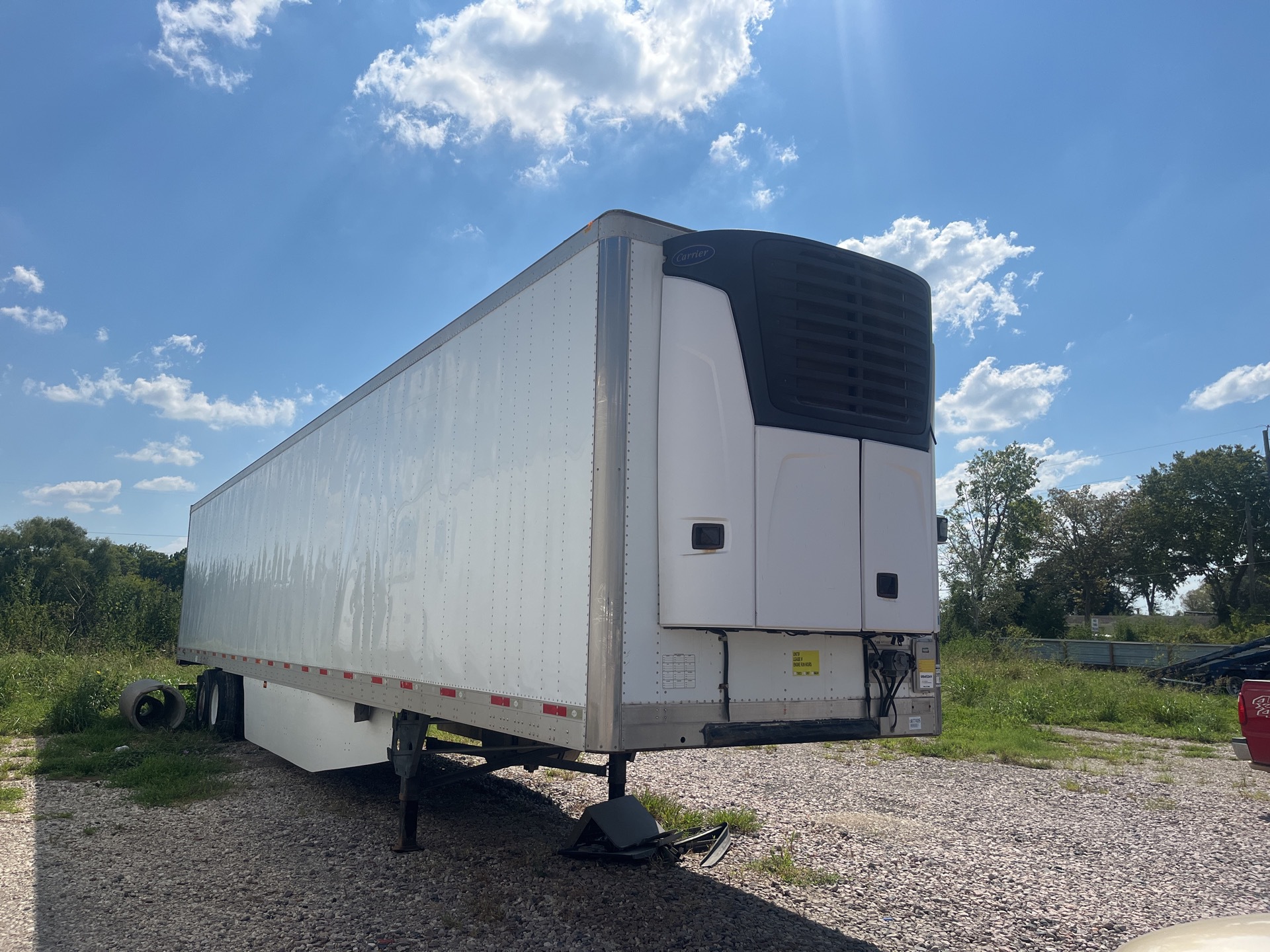 2013 Utility VS2RA 53 ft x 102 in T/A Refrigerated Trailer